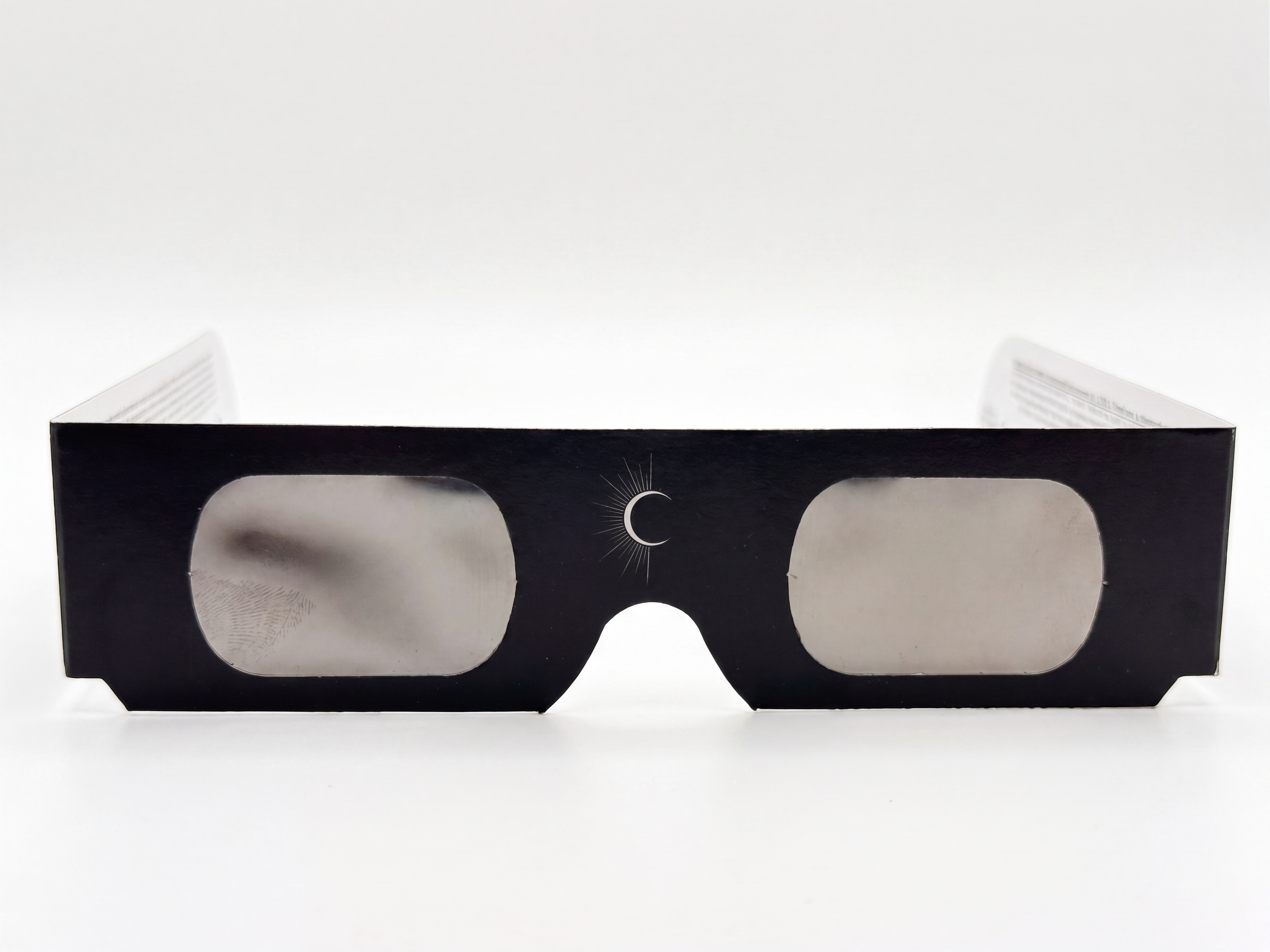 Gafas de eclipse Eclipsea Signature — reverso con instrucciones reglamentarias